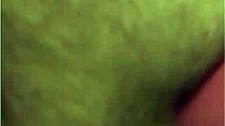 katie rubs her fat hairy clit close-up with juicy dildo vibrator till wet squirt