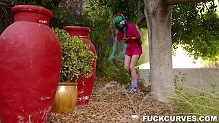 jessie saint chokes on dragon ball cock from logan pierce