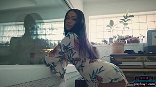 wanna see harley dean's big ebony ass rip out of lingerie?