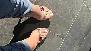 kylie jenner feet compilation shows off her sexy heels and toes up close