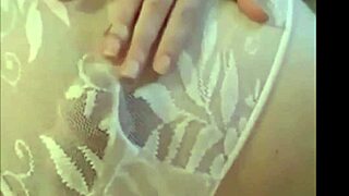 Cheating milf with huge boobs hooks up for raw amateur pov pounding