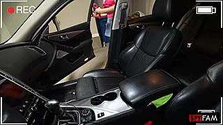 Stepdad sneaks creampie into tight stepdaughter hole?