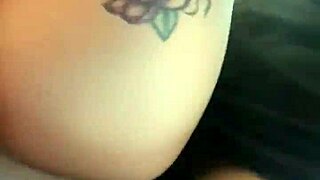 My first squirt floods pussy on daddy's bbc