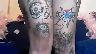 CURVY WHITE MESUMENA POUNDS HUGE ASS RAW!