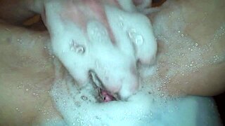 Japan Mom Granny Nobuko Tachikawa's Hairy Lips Hide Pink Pussy Creampie