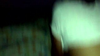 ¡Mira cómo me cojo a mi hermanastra en su cuarto! Bent over doggystyle ass pounding homemade style