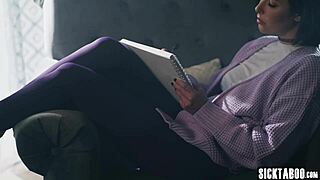 Black Kira Noir Strapon Fucks Big Ass Lesbian Casey Calvert Hardcore