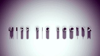 omg this redhead slut's huge ass shakes fondling wet pussy with vibrator and buttplug 😍🍑🔥