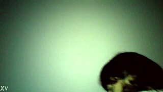 ¡Mira cómo me cojo a mi hermanastra en su cuarto! Bent over doggystyle ass pounding homemade style