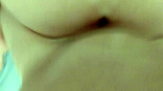 Achei vídeo tio comendo tia safada tesão toda vez vejo ela