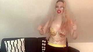 oh man this belly dancer goddess with glasses gives HUGE blowjob to song release!!