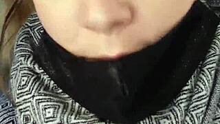 hey coquine tease in the train