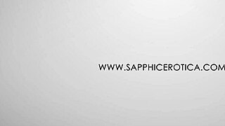 i finger jolie and viky in lesbian lick fest