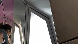 hey coquine tease in the train