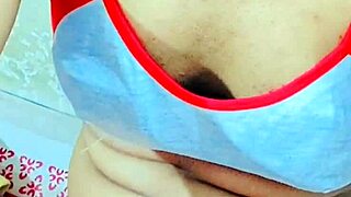 Rubbing Limp Little Clitty Till Piss Explosion!