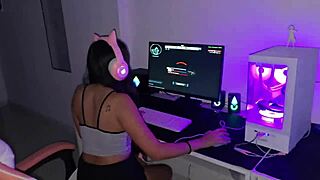 who needs games when my cute gamer stepsis slurps huge cumshot?