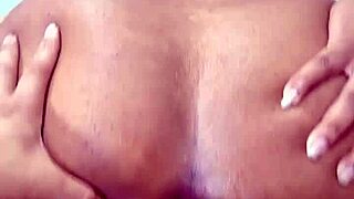 wanna watch this big-ass latina gape her hole on thick cock?