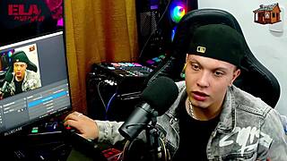 gih spanic bends ruiva over podcast table flashing pink asshole 😏🍑