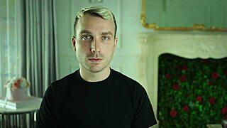 Britney Spears, Begging You to Control Me in Español Tonight?