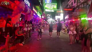 pattaya soi6 walking street go go bars redlight district thailand