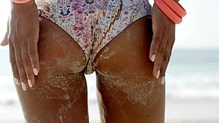 oh man beach hottie in bikini got me soo hot... binaural vibes