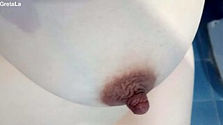 Italian slut chills on toilet, bet you'd love to join and pound her filthy hole!