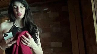 Wife sneaks creampie ride with tall brunette friend at fitness club?