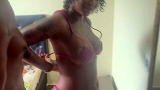 damn, that hot latina girlfriend bends like elastic for outdoor cock sucking!