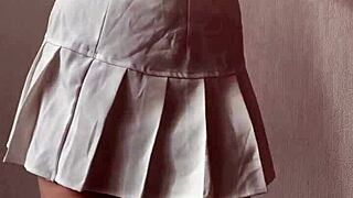 hey innocent redhead wanna see me rip this skirt off my pussy?