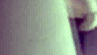 i flashed my ass on the street and the delivery guy sucked me off in his car