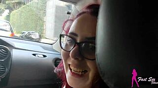 i flashed my ass on the street and the delivery guy sucked me off in his car