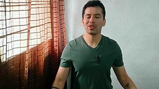 mature guy barebacked by bisexual taxi driver's monster cock