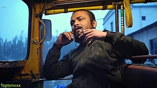 auto driver bends over and fucks horny indian bhabhi passenger doggystyle