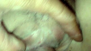 amateur babe gets wet pussy creampied deep inside