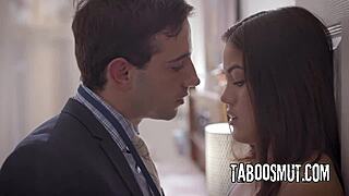 😏 petite 18yo's hairy pussy gets licked then fucked rough