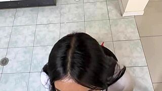 novice realtor fucks client in house for first sale 😈🏠💦