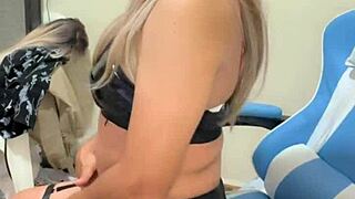 i'm linda the transsexual doctor teasing patient with rich tits