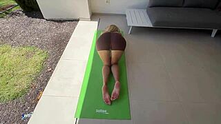 Fucking Bent-Over Yoga Trainer's Juicy Ass and Swollen Pussy Lips in Crowded Public Park