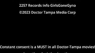 Rebel Wyatt spreads her shaved pussy backstage in latex