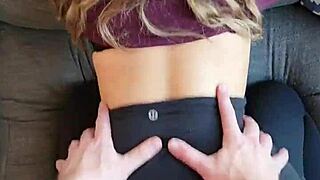 scarlet winters tears open her lululemon leggings in this onlyfans leak clip