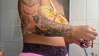 flashing my swollen pussy right on live cam