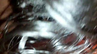 mis tetas grandes lo masturban hasta que vacia todo su semen en mi boca tragandolo