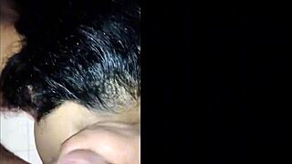 Mi Hermosa Vecina Orinada en Cara y Boca Antes de Tragar Semen!