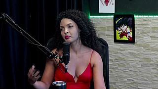 she went to pimentinhas house loves swing recording for brasileiras mia luz on sheer red