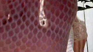 Elza Koms' fetish feet make me beg and drip in submission