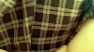 MEJOR AMIGA CONSOLADA CON VERGA EN CULOTE AL AIRE LIBRE