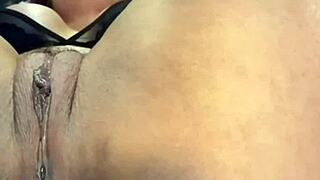 Una señora madura, ¿quieres que te arrugue más el ano con mi polla pov hardcore?