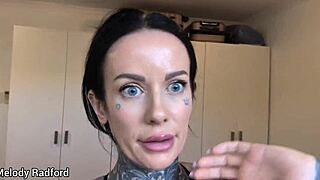 Holy fuck, huge-titted Aussie bimbo milf flaunts curves on gold coast beach!