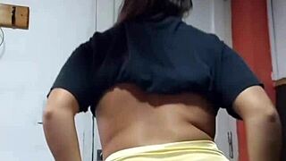 Argentinian Culona Twerks Huge Ass.