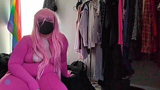 trying this stretchy pink bodysuit on my curves